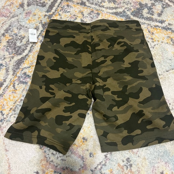 Old Navy- Large 10/12 Camouflage - Picture 2 of 2